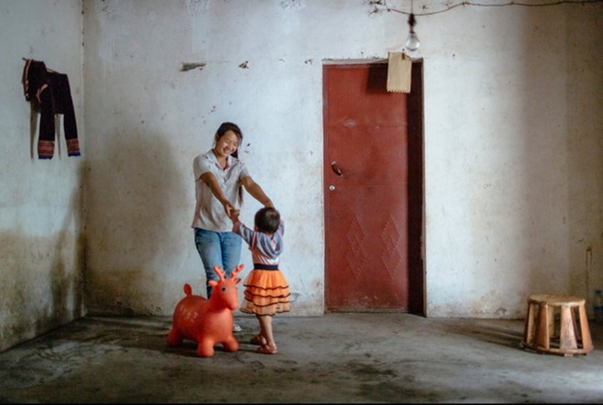 Nhung ong bo ba me mat bung ra sua o Trung Quoc-Hinh-9